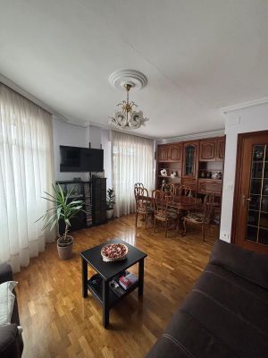 Sala d'estar de Pis en venda en Miranda de Ebro amb Traster i Balcó