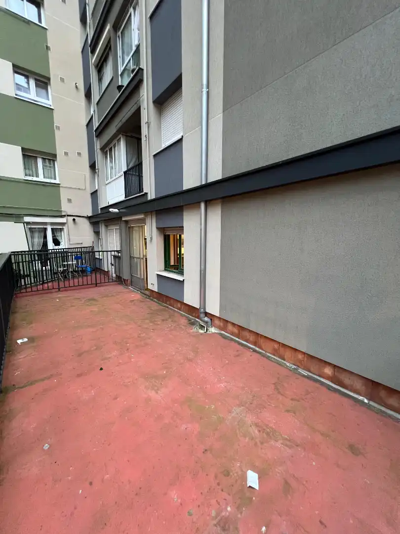 Vista exterior de Piso en venta en Avilés con Terraza y Amueblado