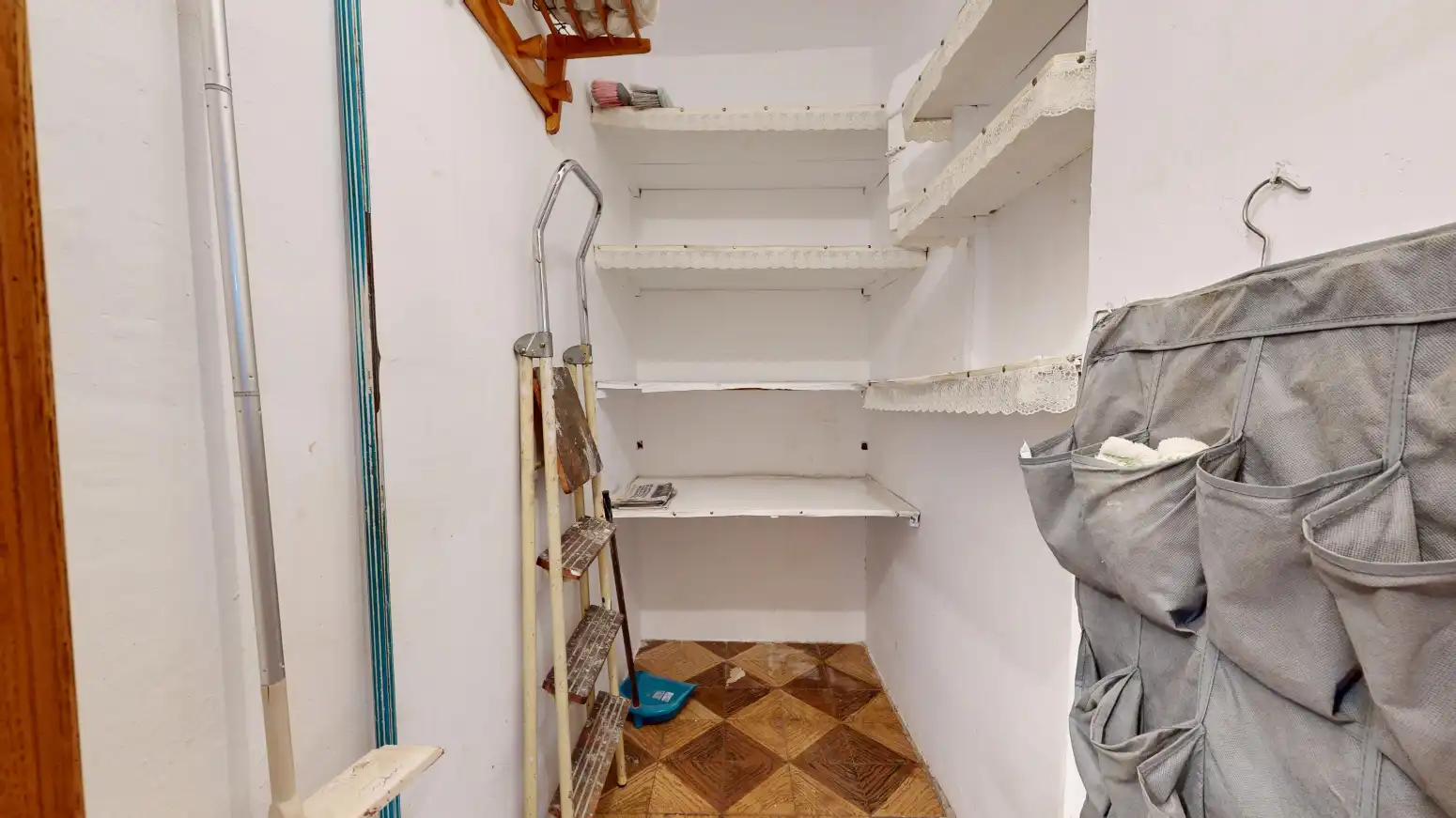 Wohnung zum Verkauf in Tafalla mit Heizung, Abstellraum und Balkon