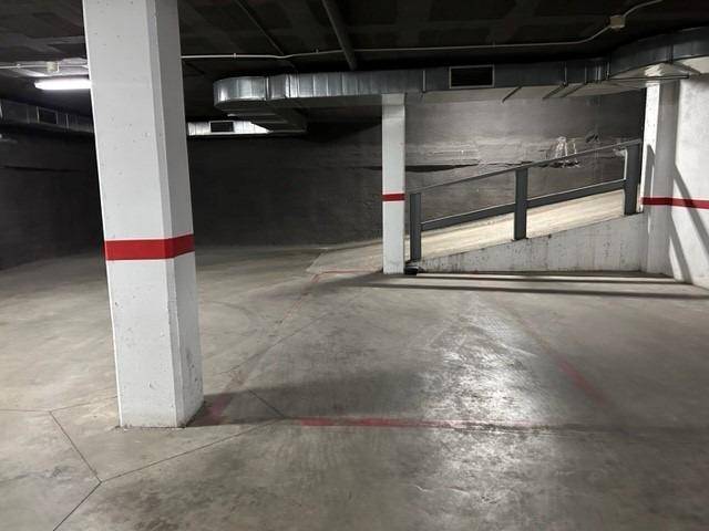Garaje en Alquiler en Carrer COVADONGA DE en Covadonga