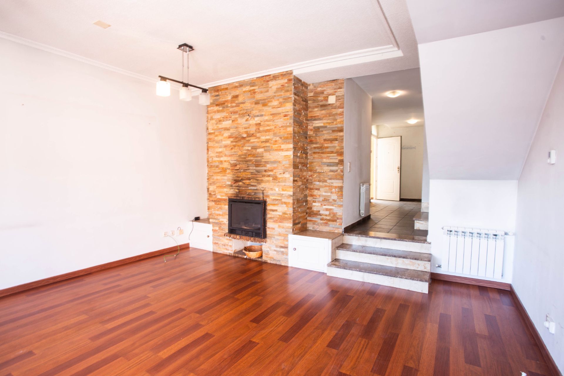 Living room of Single-family semi-detached for sale in Galapagar  with Air Conditioner, Heating and Storage room