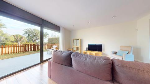 Foto 2 de Casa adosada en venda a Carrer de L'aufinac, 8, Bonmont Terres Noves, Tarragona