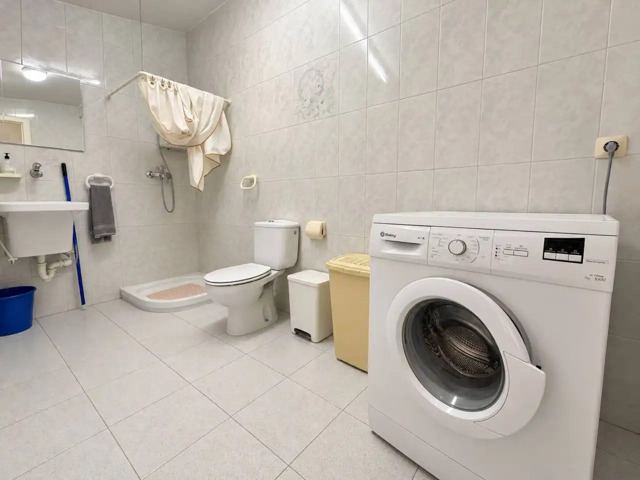 Bathroom of Houses for sale in Tordera pueblo