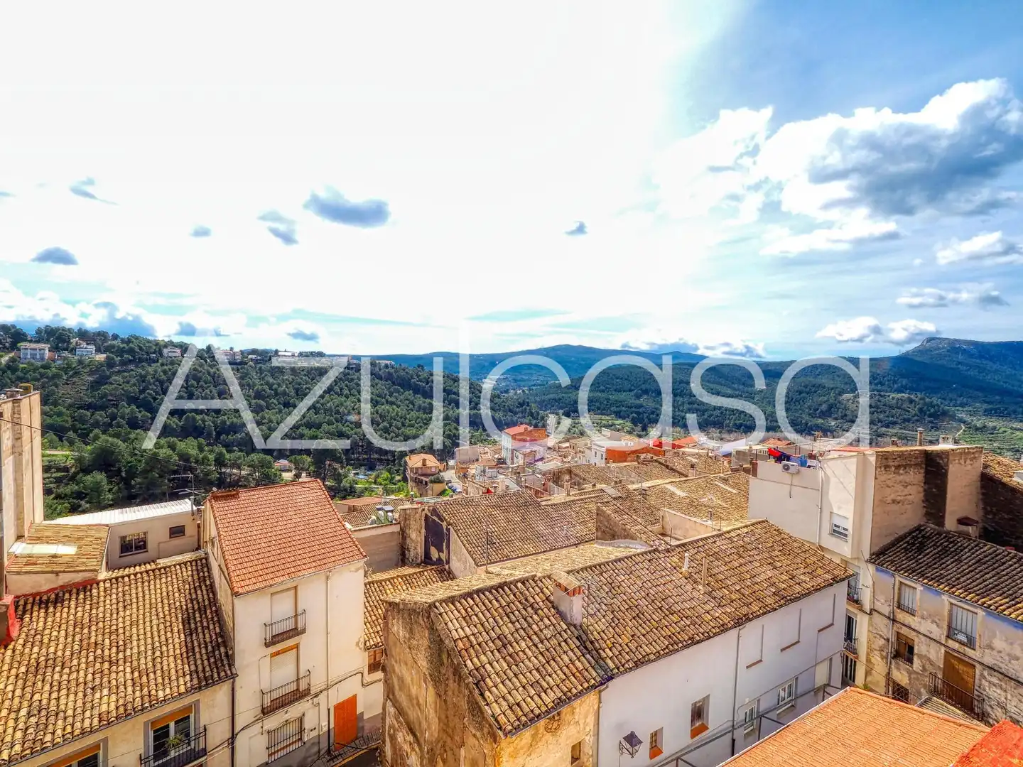 Vista exterior de Casa o xalet en venda en Banyeres de Mariola amb Calefacció i Terrassa