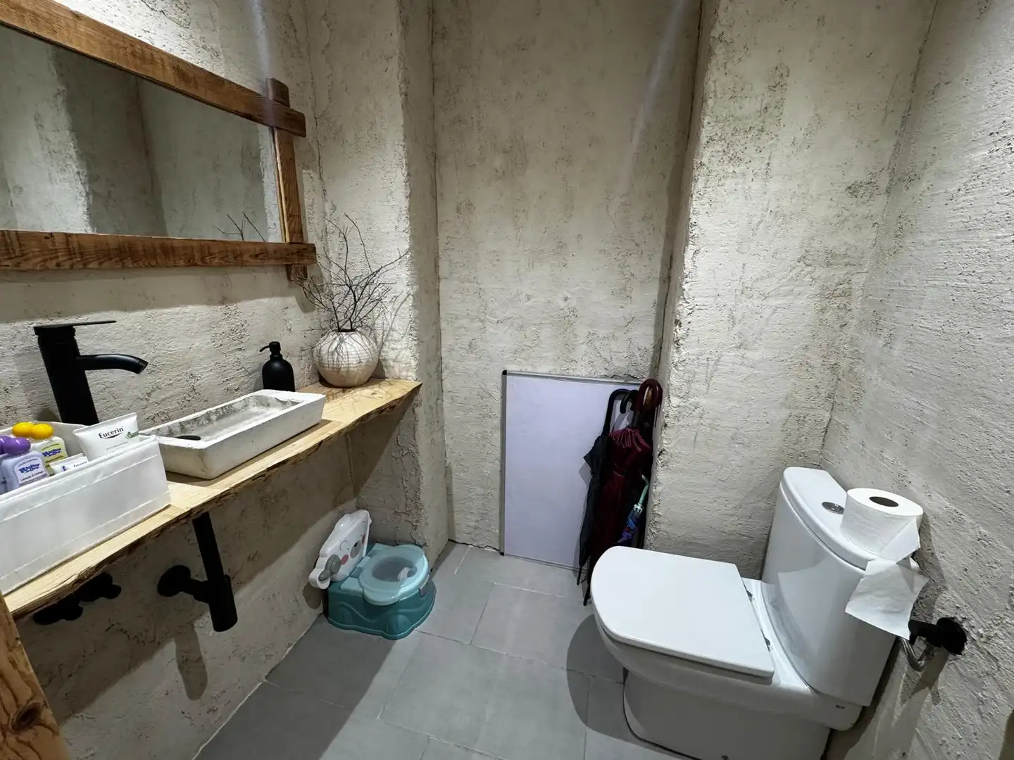 Baño de Ático en venta en Castell d'Aro, Platja d'Aro i s'Agaró con Calefacción, Terraza y Amueblado