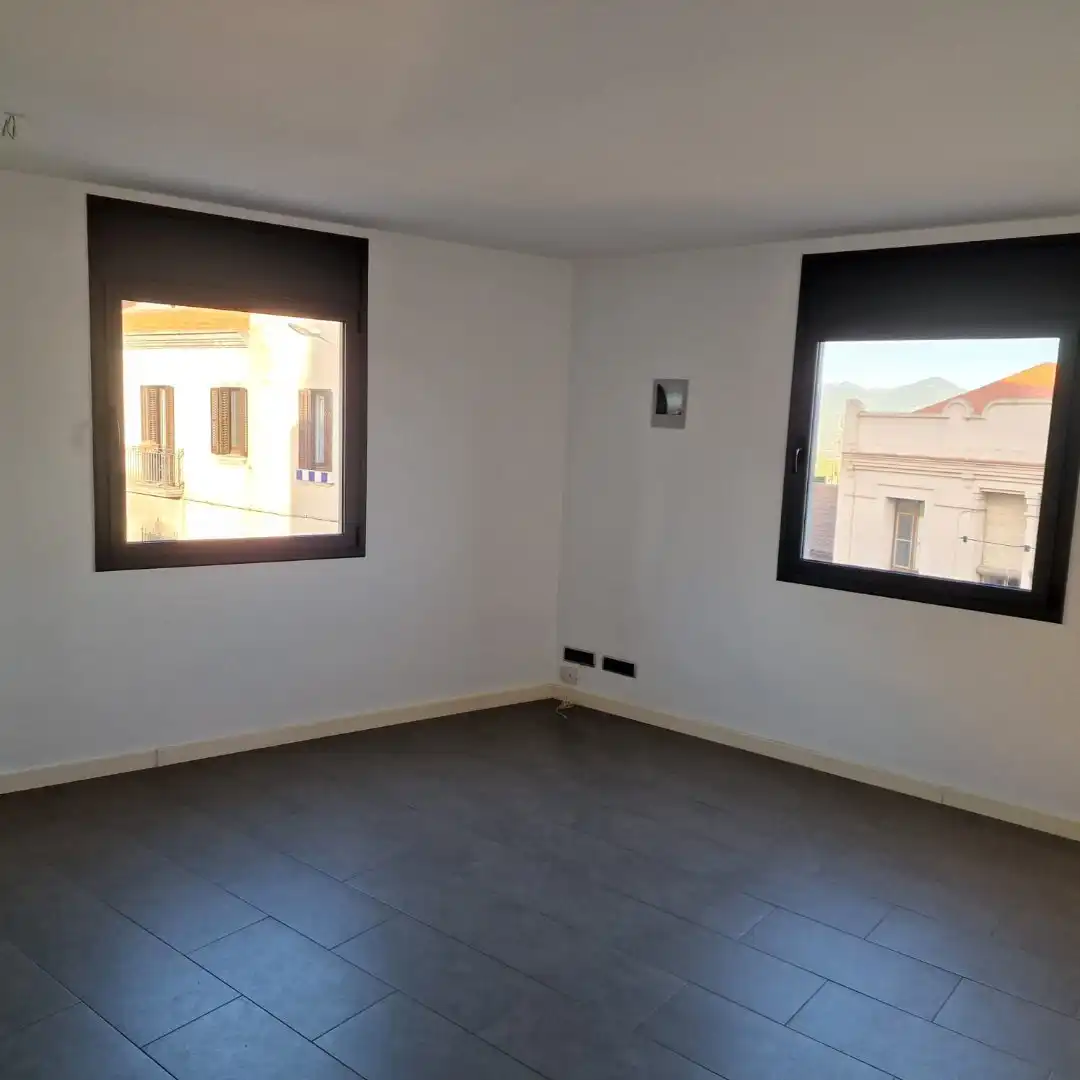 Sala d'estar de Pis en venda en Sant Feliu de Codines amb Aire condicionat, Calefacció i Piscina comunitària