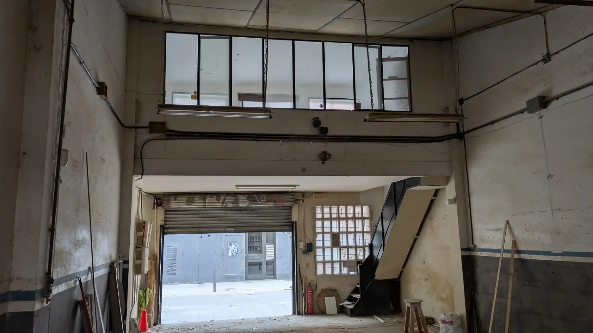 Nau industrial en venda en Barcelona amb Alarma