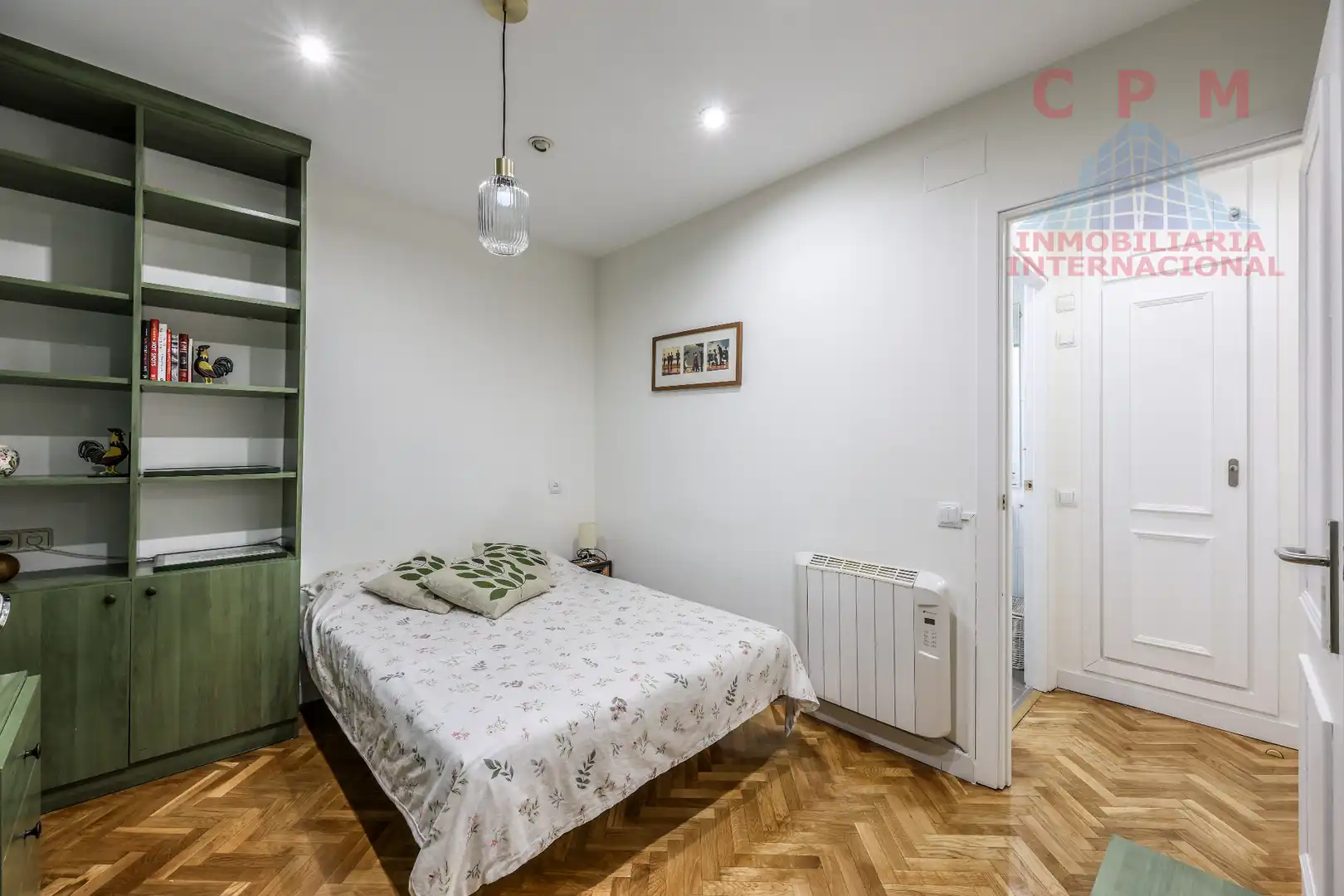 Dormitori de Pis de lloguer en Madrid amb Aire condicionat, Calefacció i Parquet