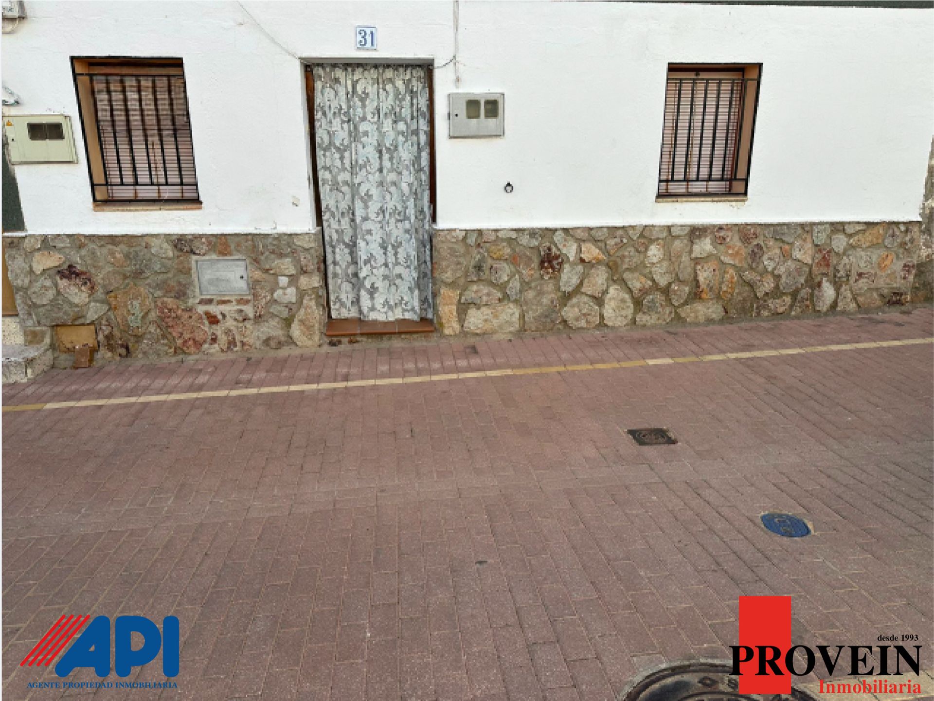 Exterior view of House or chalet to rent in Helechosa de los Montes  with Heating, Oven and Washing machine