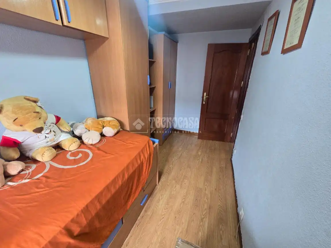 Habitación de Piso en venta en Alcorcón con Aire acondicionado, Terraza y Amueblado