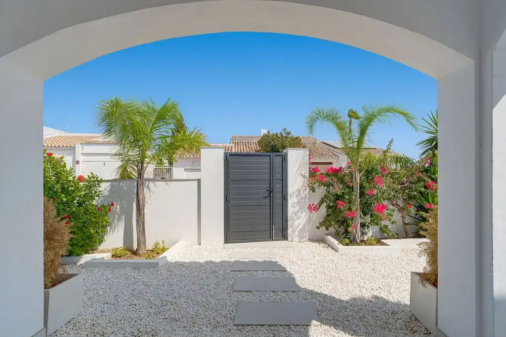 Chalet con piscina en venta en Hipódromo - Cerrado del Águila, imagen 35