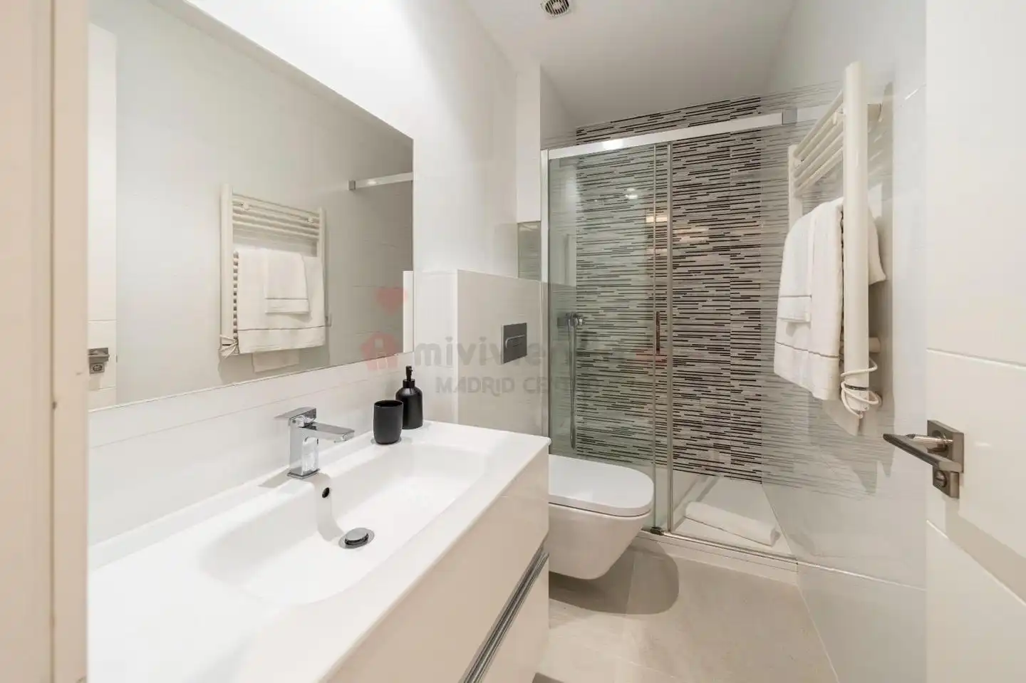 Piso con terraza en venta en Calle de Pérez Galdós, imagen 36