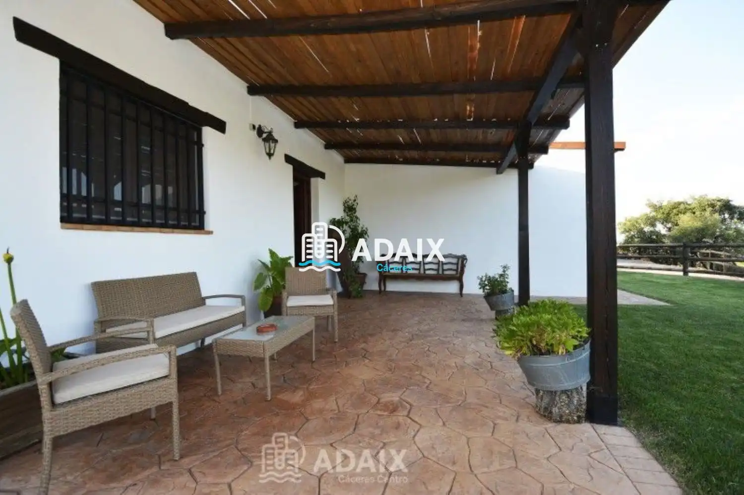 Terraza de Finca rústica en venta en Aliseda con Aire acondicionado y Terraza