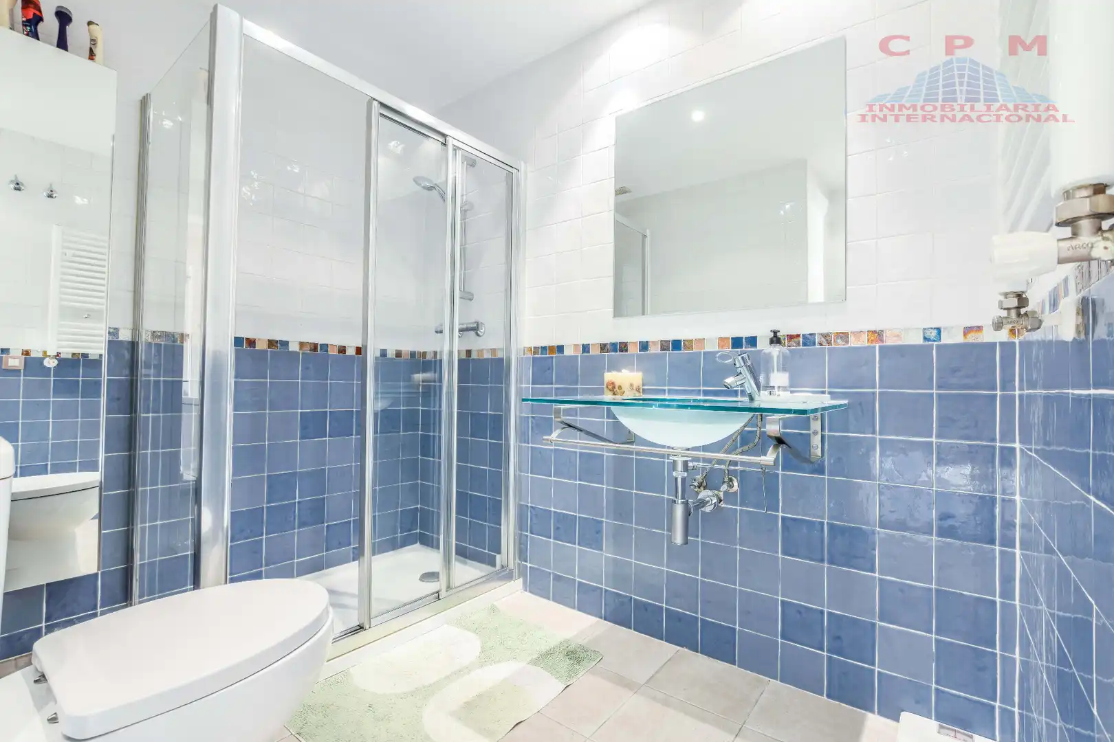 Baño de Piso de alquiler en Madrid con Aire acondicionado, Calefacción y Parquet