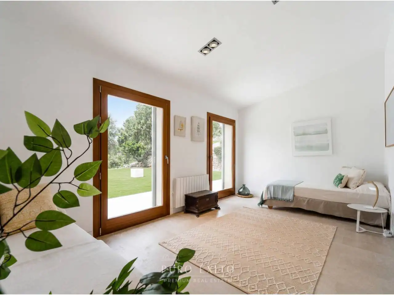 Garden of Houses for sale in Estellencs  with Air Conditioner, Heating and Private garden
