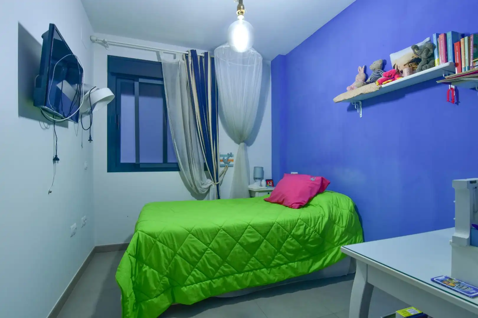 Dormitori de Apartament en venda en La Llosa amb Aire condicionat, Jardí privat i Terrassa