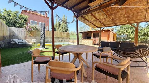 PRECIOSO CHALET! AMPLIO Y REFORMADO CON PISCINA PRIVADA, GARAJE Y PARCELA, imagen 3