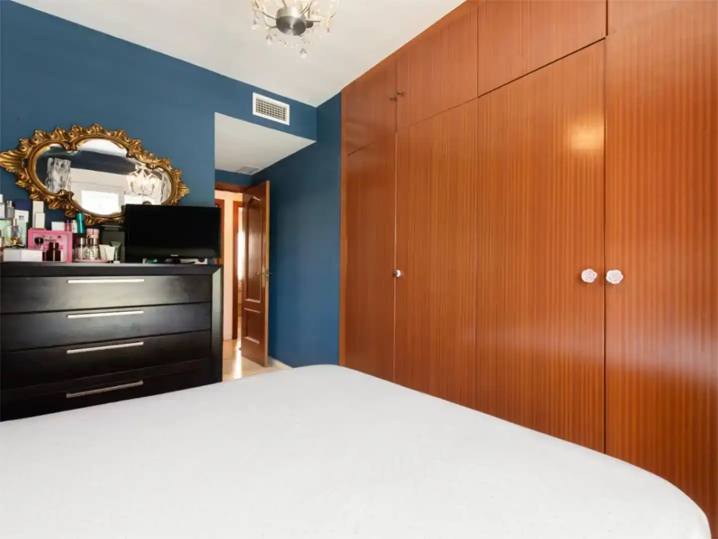 Habitación de Piso en venta en Málaga con Aire acondicionado, Piscina y Amueblado