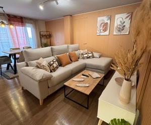 Living room of Flat for sale in  Granada Capital  with Furnished