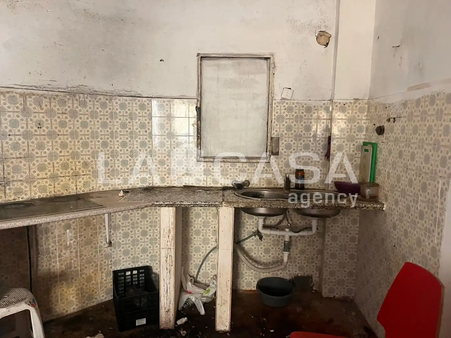 Cuina de Casa o xalet en venda en Algeciras amb Terrassa