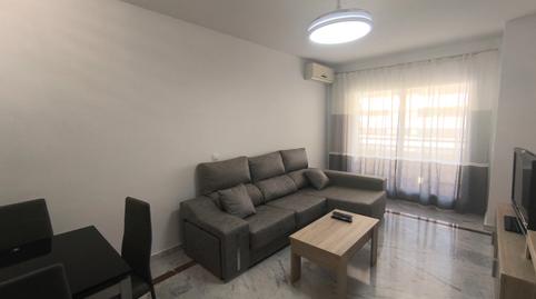 Foto 3 de Piso de alquiler en Calle del Jalón, Martín Carpena - Torre del Río, Málaga