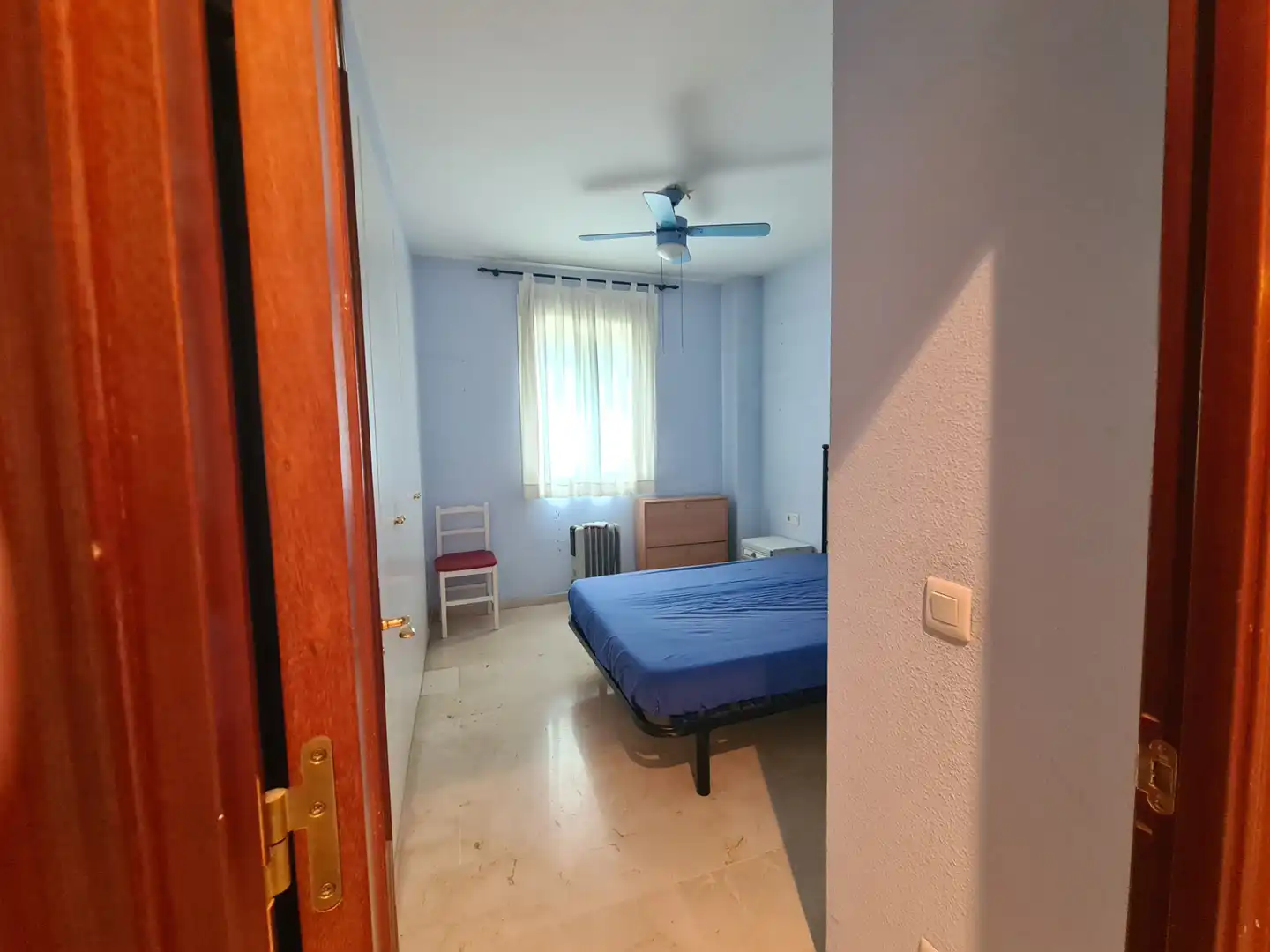 Bedroom of Flat for sale in Sevilla  with Air Conditioner and Storage room