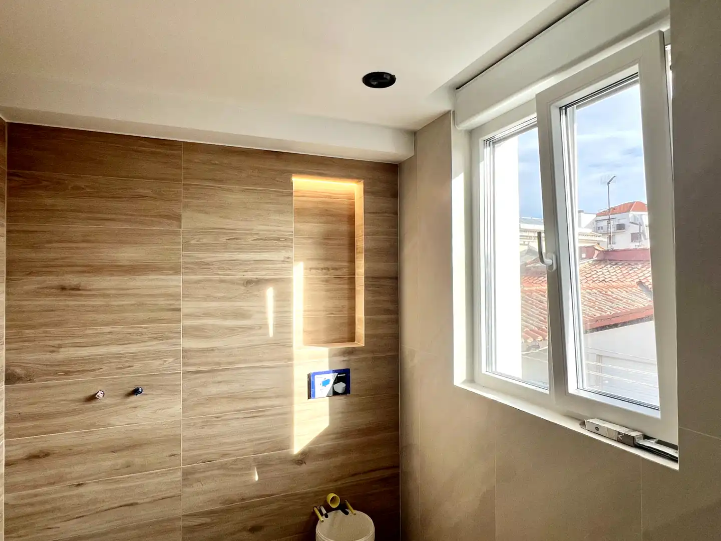 Bathroom of Attic for sale in Vitoria - Gasteiz  with Heating, Terrace and Storage room