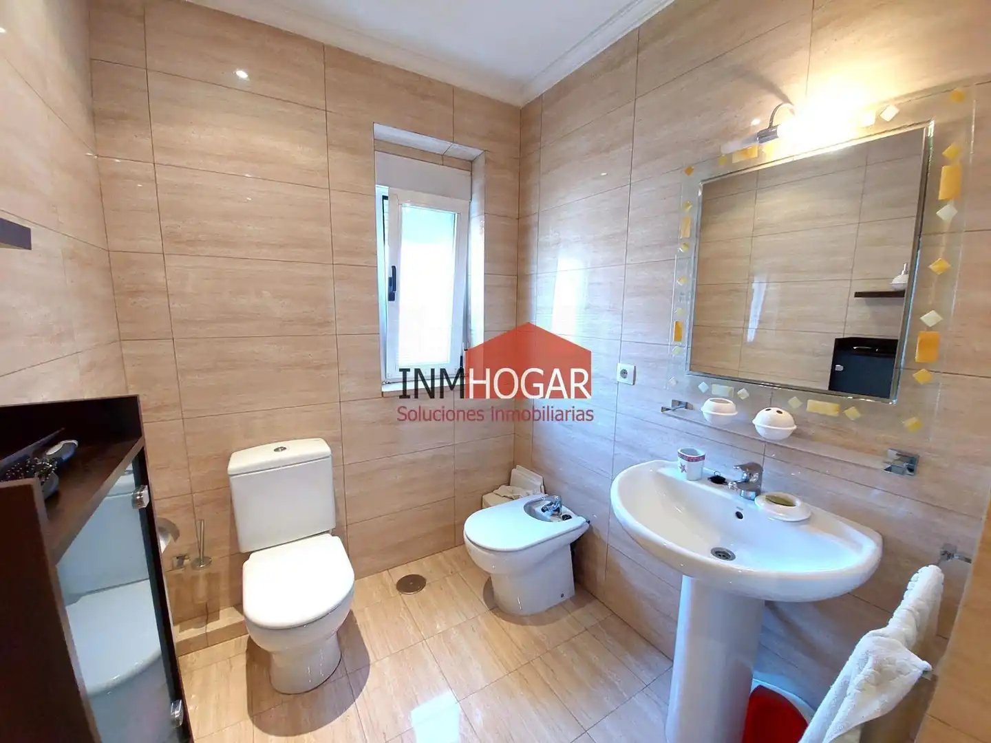 Baño de Piso en venta en Ávila con Calefacción, Terraza y Trastero