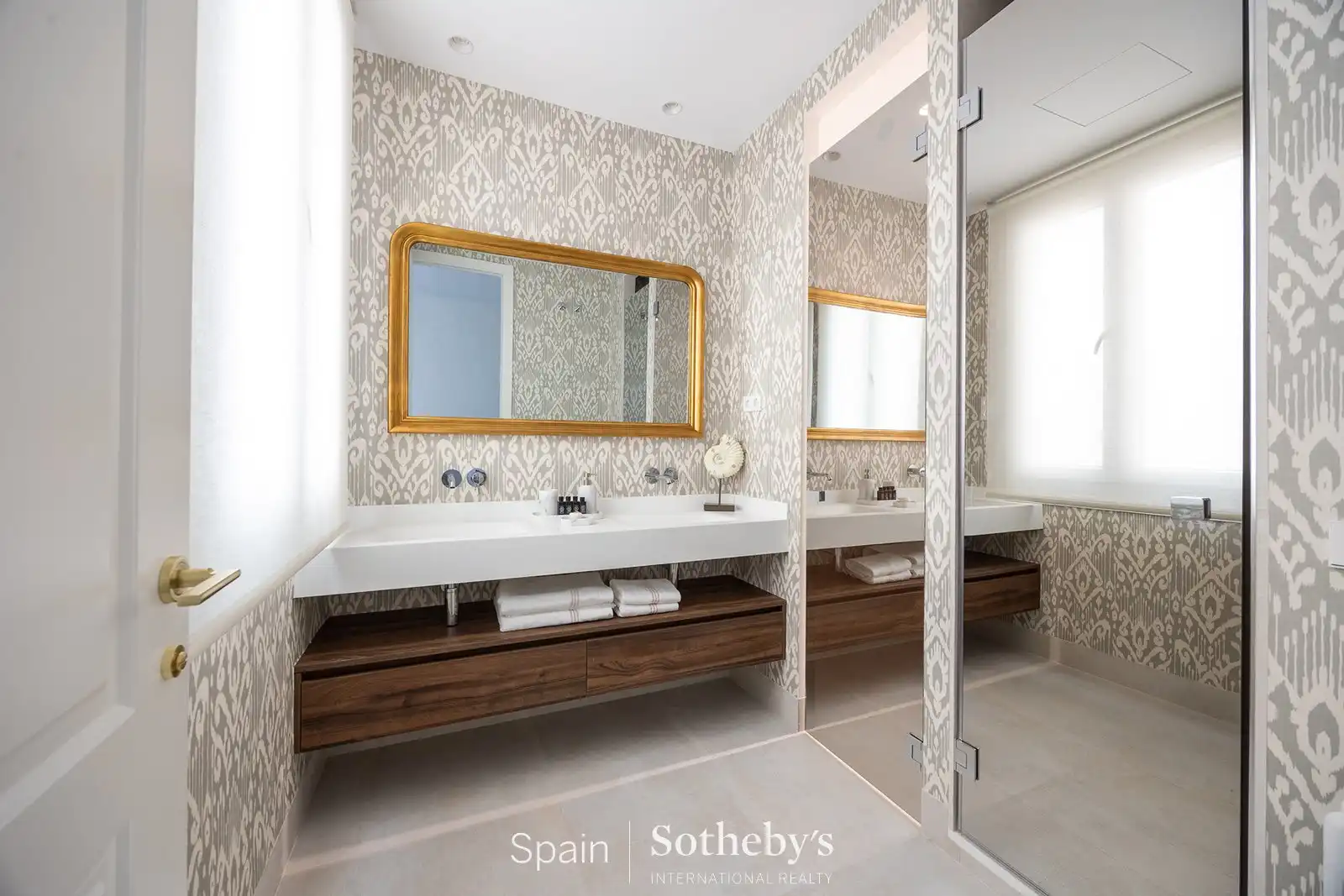 Baño de Apartamento en venta en Madrid con Aire acondicionado, Calefacción y Terraza