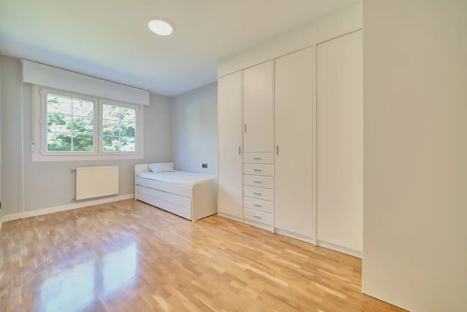 Dormitori de Casa o xalet en venda en Valle de Egüés / Eguesibar amb Calefacció, Parquet i Terrassa