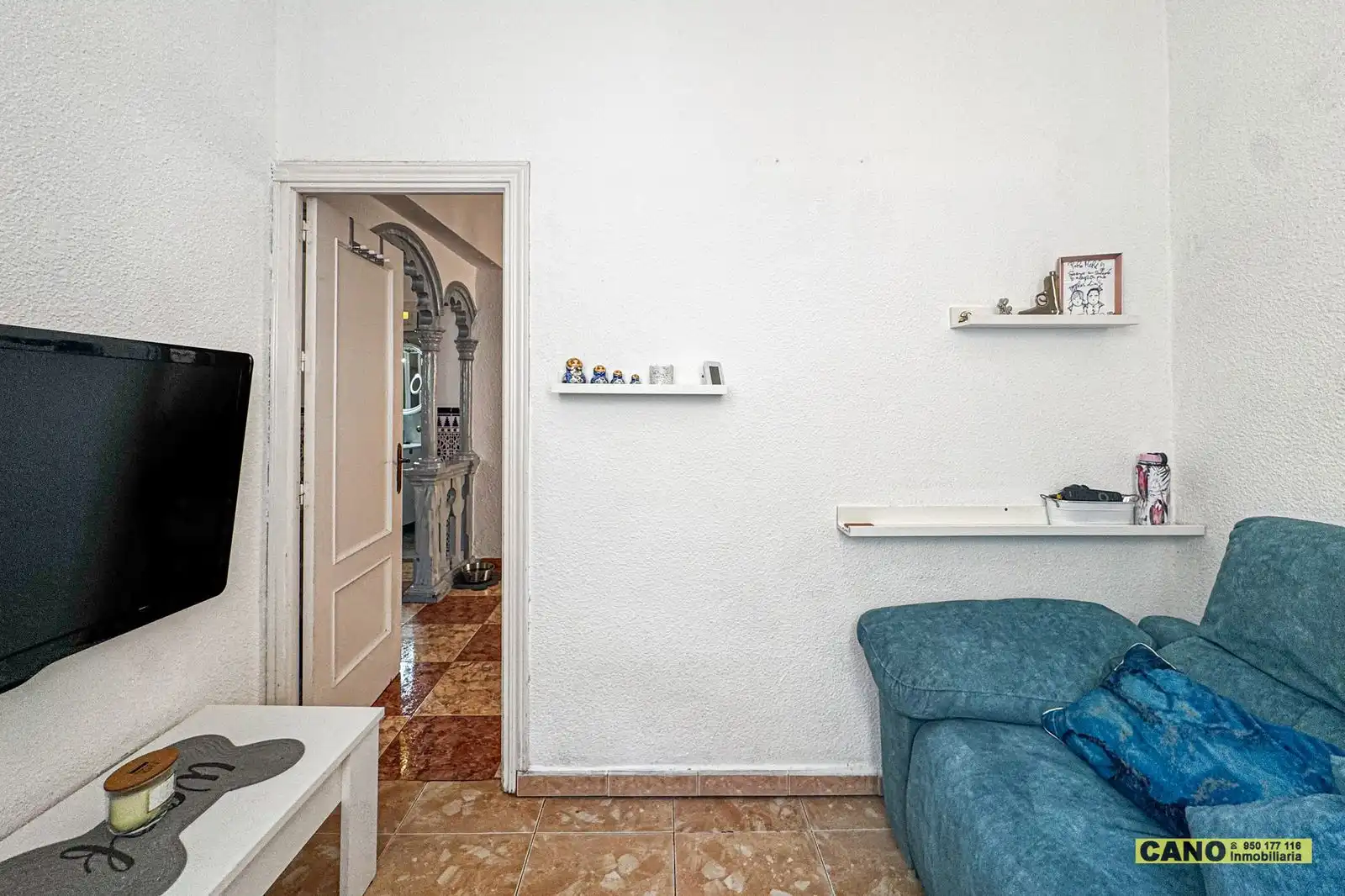 Sala d'estar de Casa o xalet en venda en Almería amb Terrassa