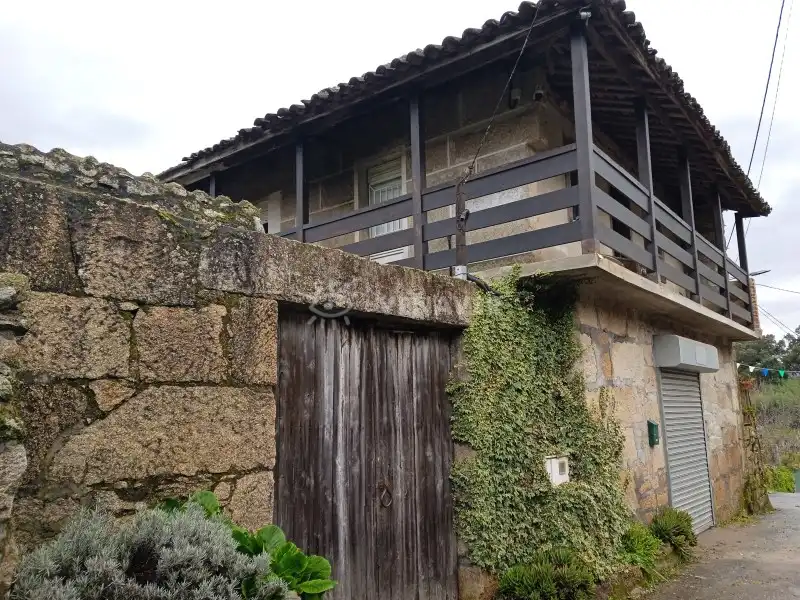 Einfamilien-Reihenhaus zum Verkauf in Toén