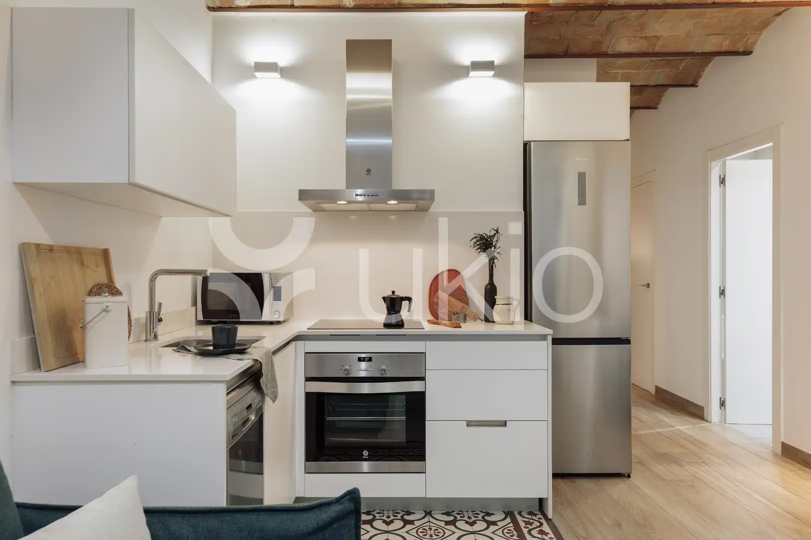 Cocina de Apartamento de alquiler en Barcelona con Aire acondicionado, Calefacción y Terraza