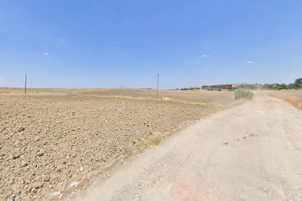 Wohnbaugrundstück zum Verkauf in Pl UE-2, imagen 4