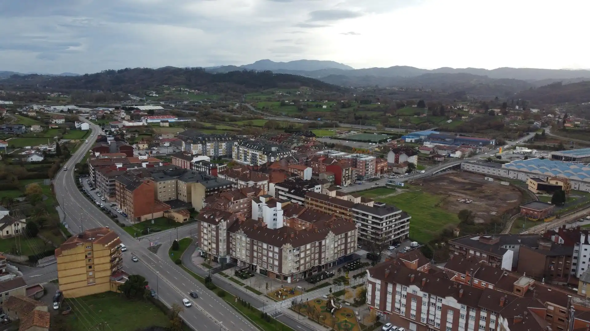 Vista exterior de Casa o chalet en venta en Siero con Calefacción, Jardín privado y Parquet