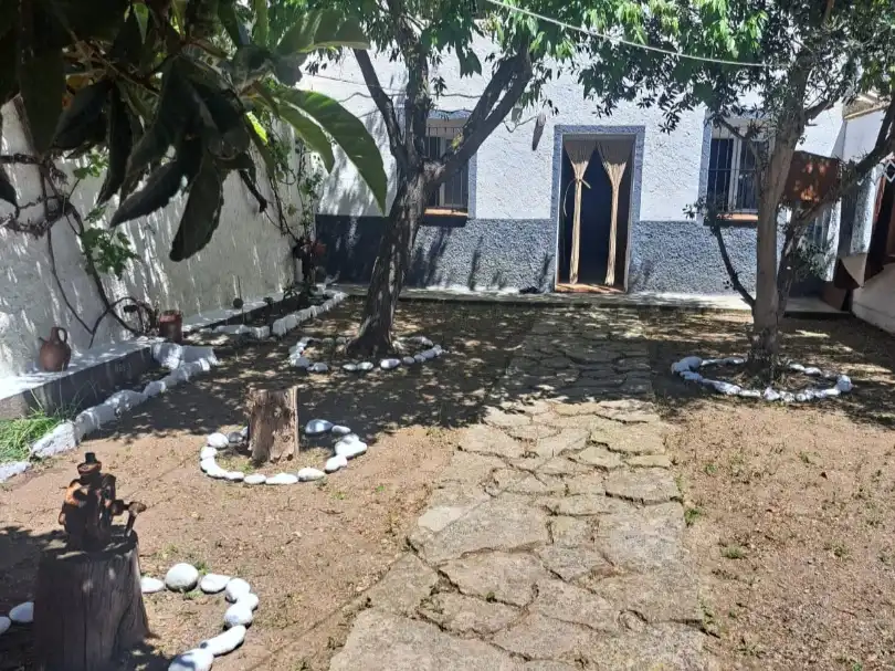 Habitatge amb jardí en venda a Calle Huesca 18