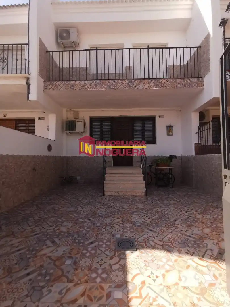 Vista exterior de Casa o xalet en venda en Écija