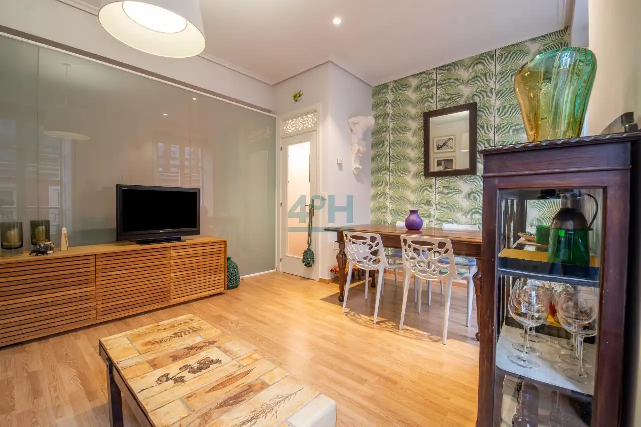 Living room of Apartments for rent in Ourense Capital   with Heating, Furnished and Balcony