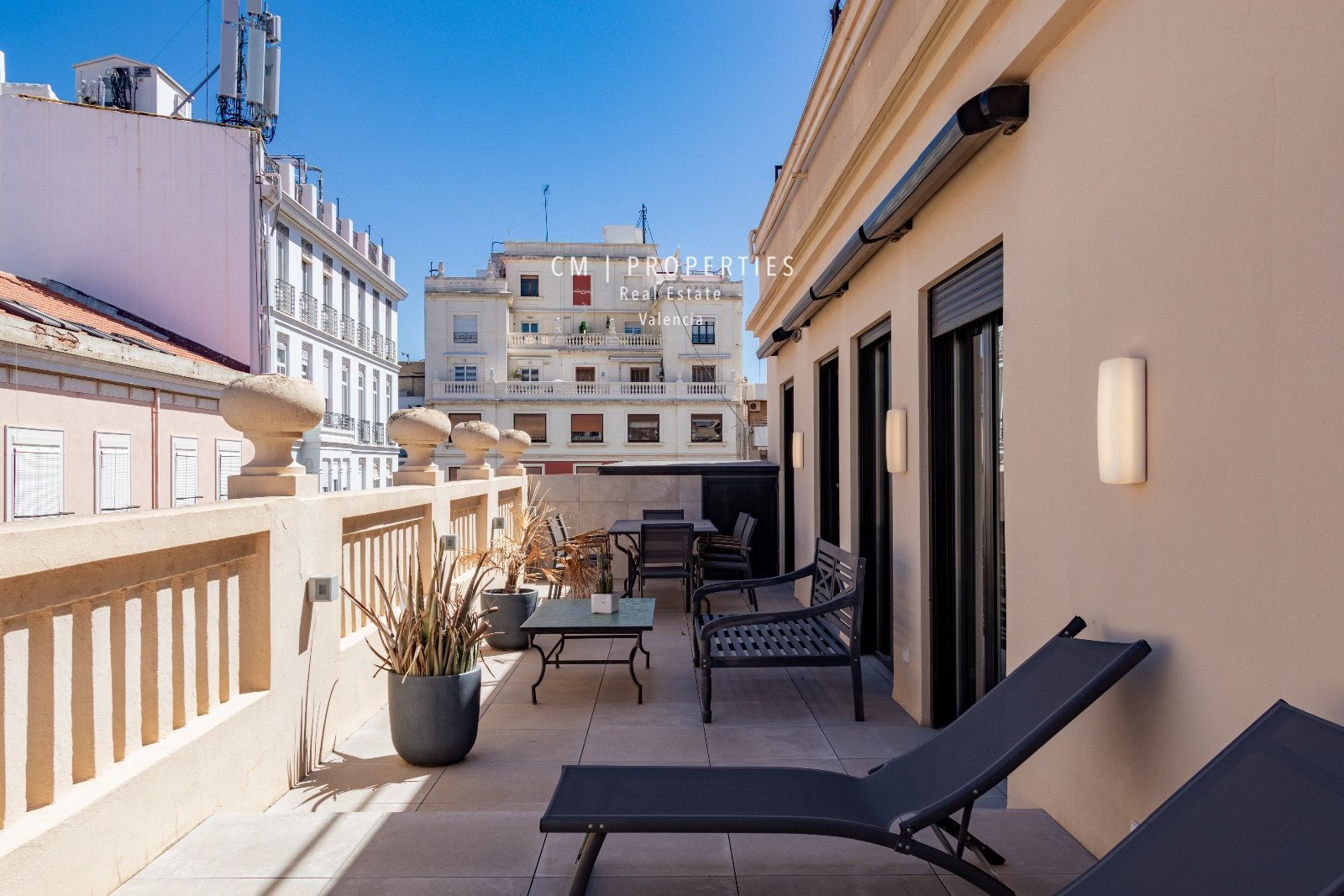 Attic to rent in San Martin, Sant Francesc