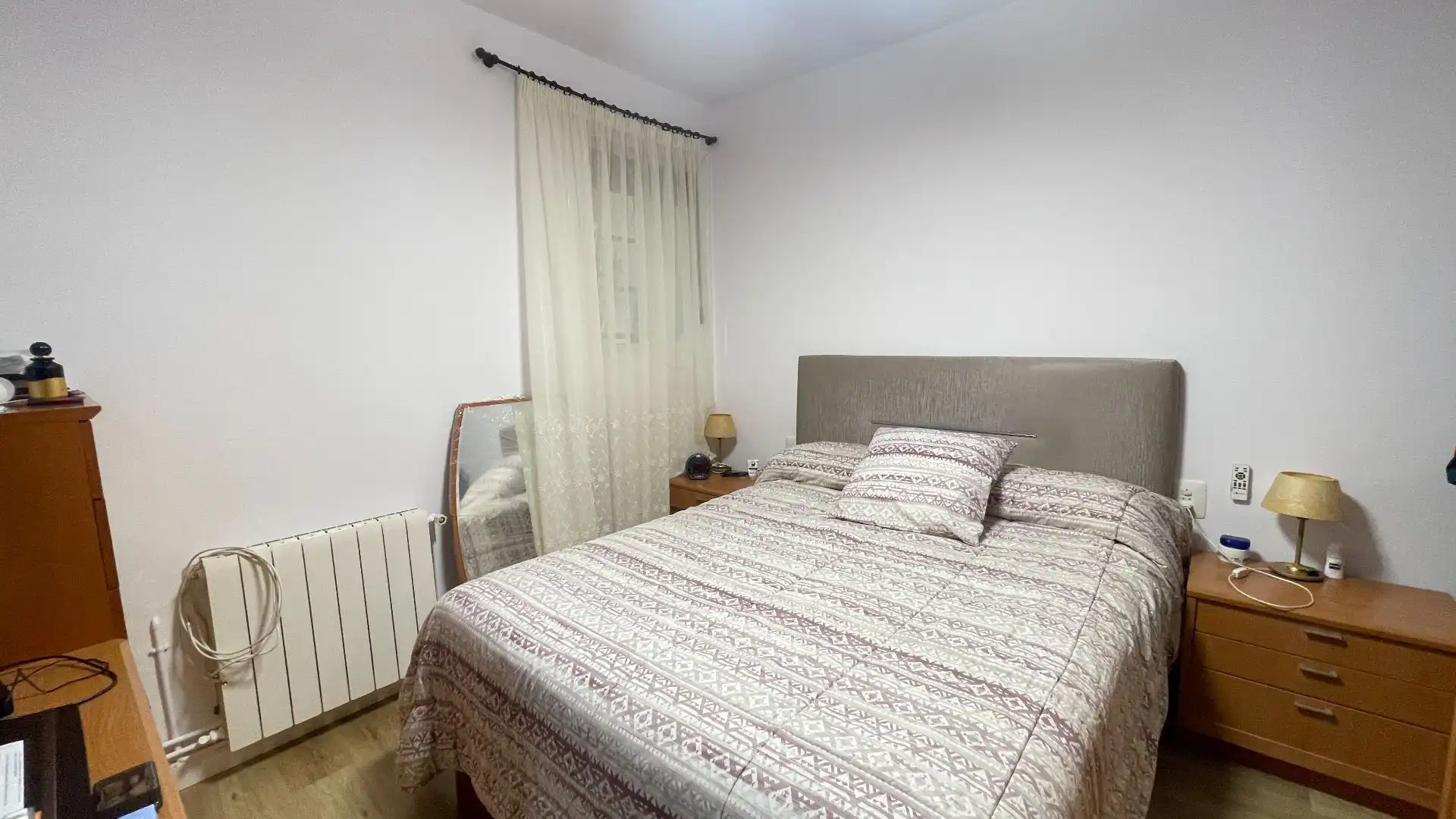 Bedroom of Houses for sale in Terrassa  with Air Conditioner, Heating and Private garden