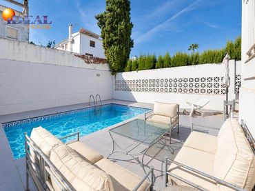 Haus mit Pool zum Verkauf in Peligros