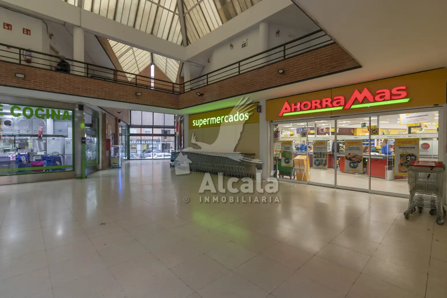 Piso en venta en Madrid con Calefacción y Terraza