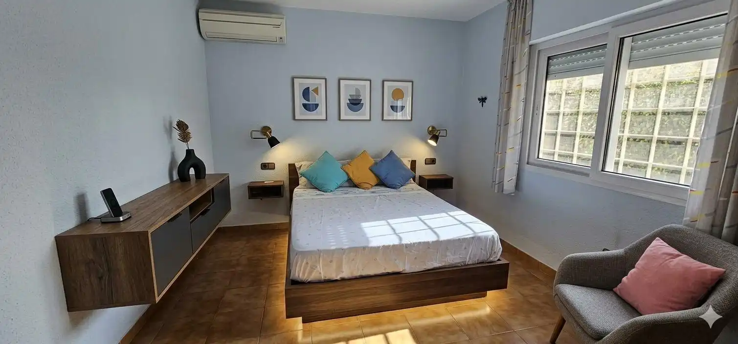 Habitación de Casa o chalet en venta en Orihuela con Aire acondicionado, Jardín privado y Terraza