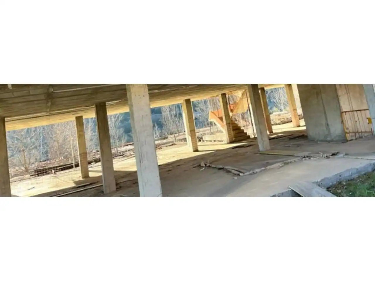 Mixed residential for sale in Calle Montclar, imagen 4