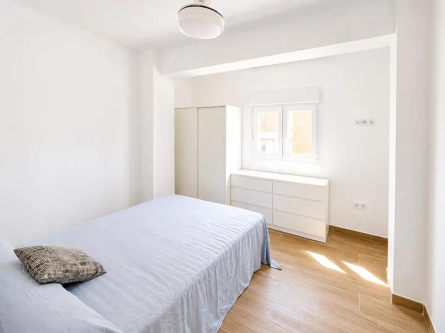 Bedroom of Flat for rent in Málaga  with Air Conditioner, Heating and Furnished