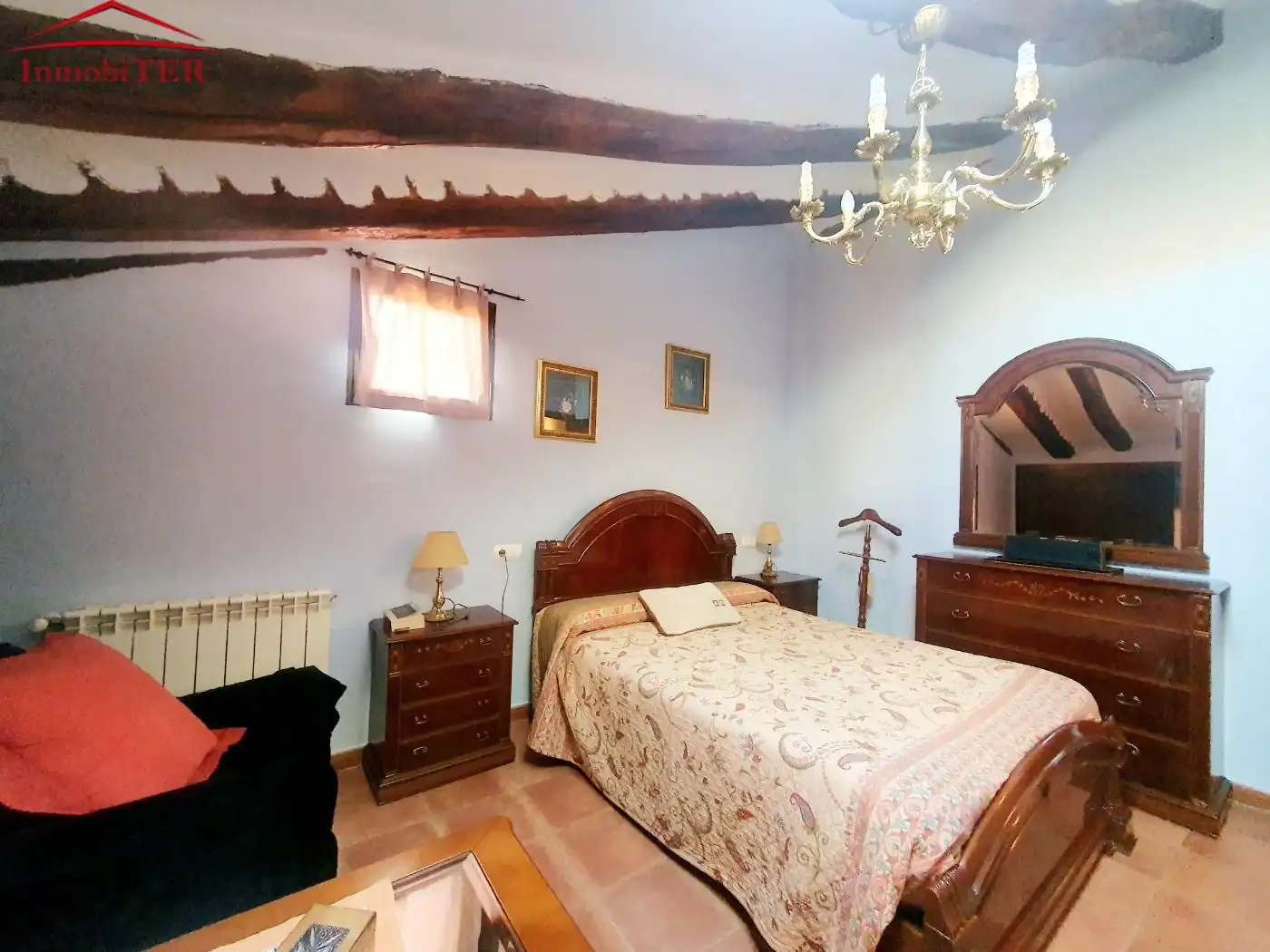 Habitación de Casa o chalet en venta en Alfambra con Calefacción, Terraza y Trastero