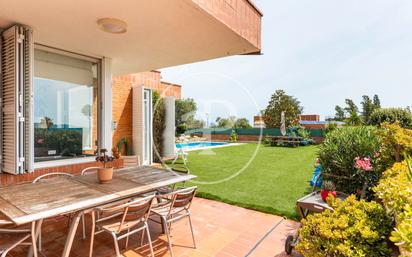 Terrace of House or chalet for sale in Cerdanyola del Vallès  with Air Conditioner, Terrace and Swimming Pool