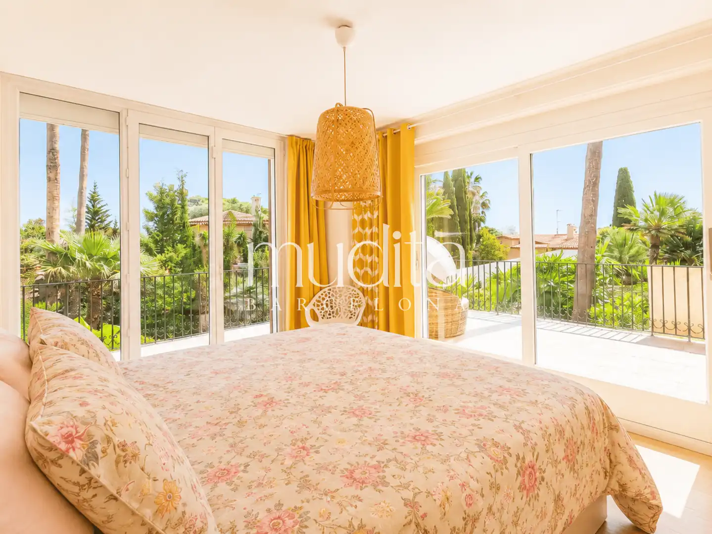 Habitación de Casa o chalet en venta en Roda de Berà con Calefacción, Jardín privado y Terraza