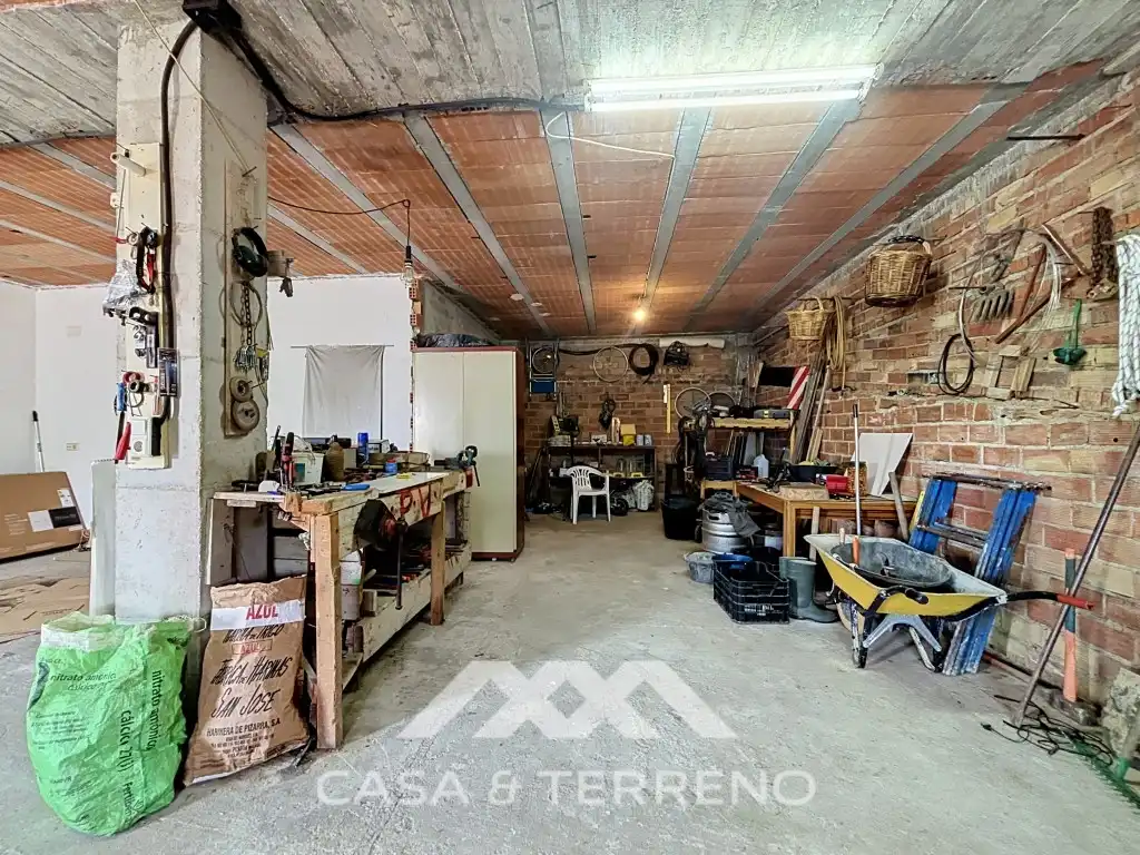 Casa o xalet en venda en El Burgo amb Aire condicionat, Jardí privat i Moblat