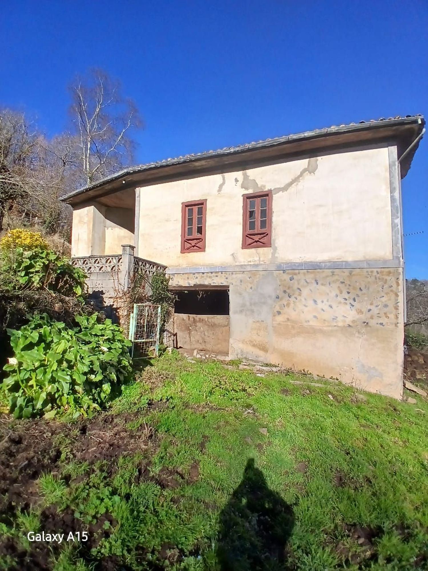 Vista exterior de Casa o xalet en venda en Grado amb Piscina